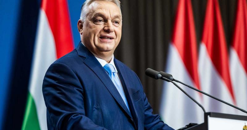 Orbán Viktor két lányunokája legújabb fotója: Orbán Ráhel a bombariadó után osztotta meg ezt az emlékezetes pillanatot.