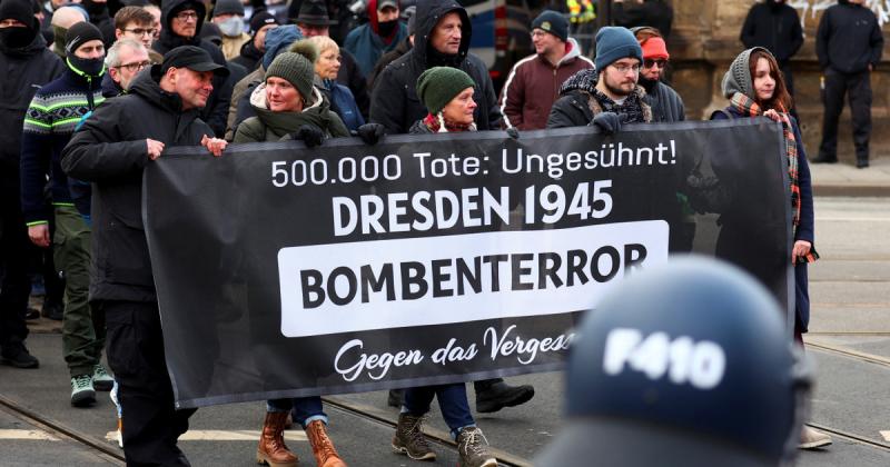 Magyar és cseh szélsőjobboldali aktivisták is jelen voltak egy drezdai demonstráción, ahol neonáci eszmék hangoztak.