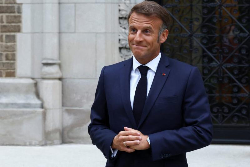 A francia szélsőbaloldal újraéledt: céljuk, hogy megbuktassák a kormányt, és ezzel együtt Macront is, a szeptemberi események árnyékában.