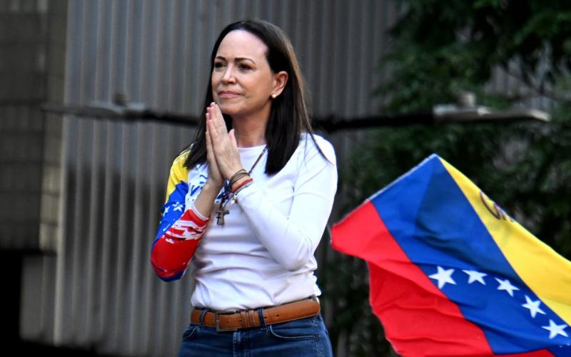 María Corina Machado elnyerte a Nobel-békedíjat, ezzel elismerve elkötelezettségét a béke és az igazságosság mellett.